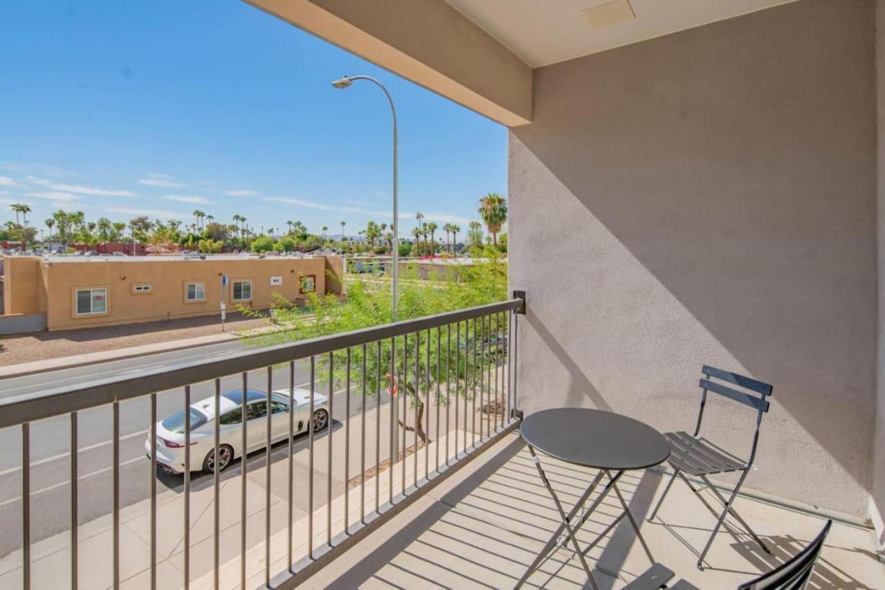 Fancy 1Bd - Pool, Gym, Parking, W-D - Sleeps 4 Apartment Tempe Exterior photo